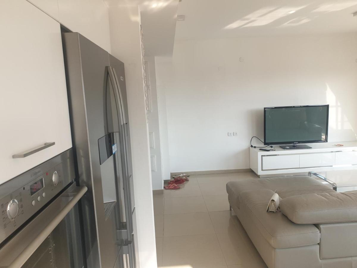 Luxury Exclusive Top Class Apartment On The Sea With Best Sea View And Jacuzzi רק למשפחות !!!! Eilat Esterno foto