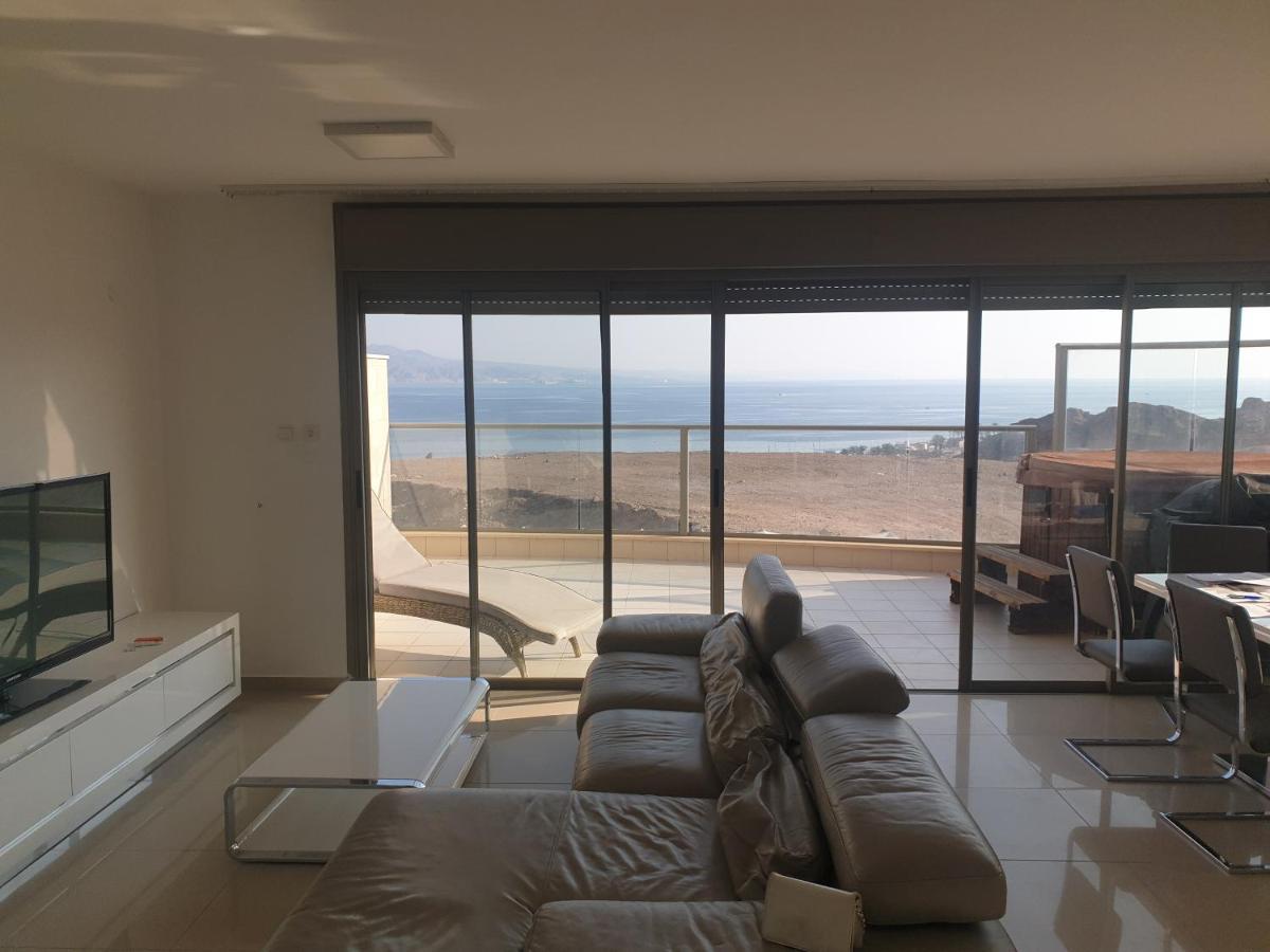 Luxury Exclusive Top Class Apartment On The Sea With Best Sea View And Jacuzzi רק למשפחות !!!! Eilat Esterno foto