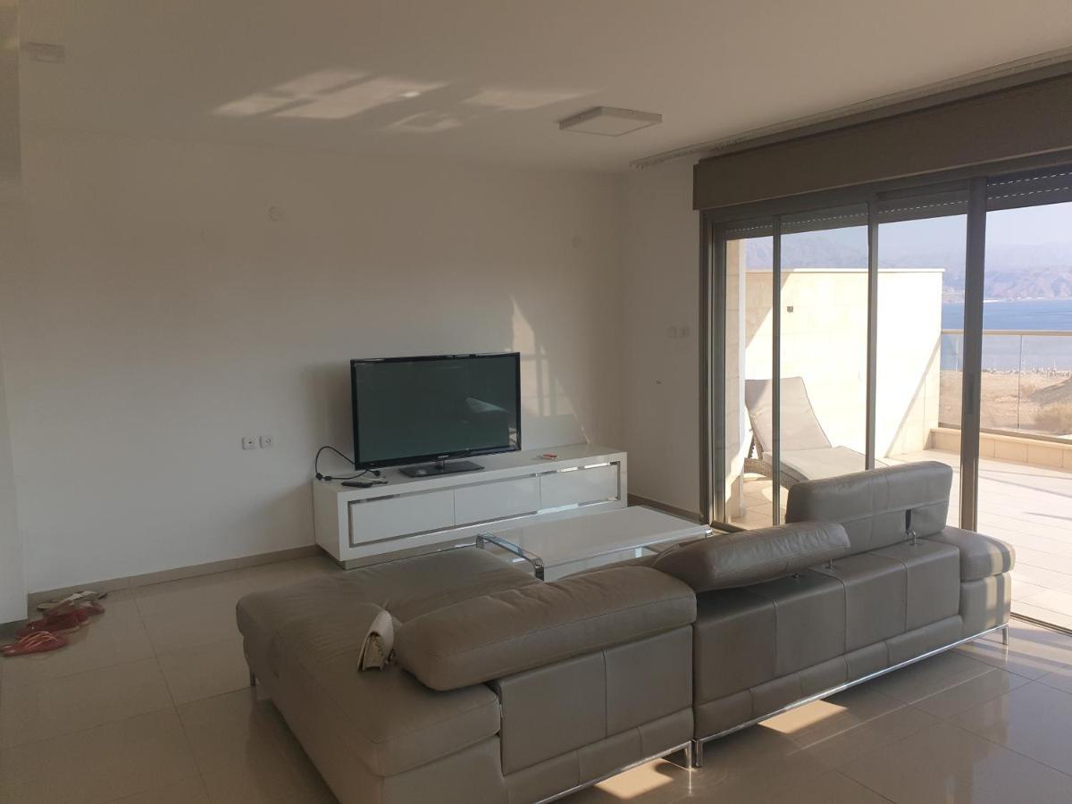 Luxury Exclusive Top Class Apartment On The Sea With Best Sea View And Jacuzzi רק למשפחות !!!! Eilat Esterno foto